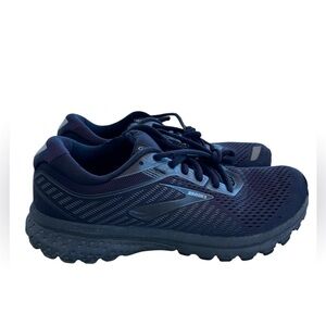 Brooks Ghost 12 Women’s Size 9.5